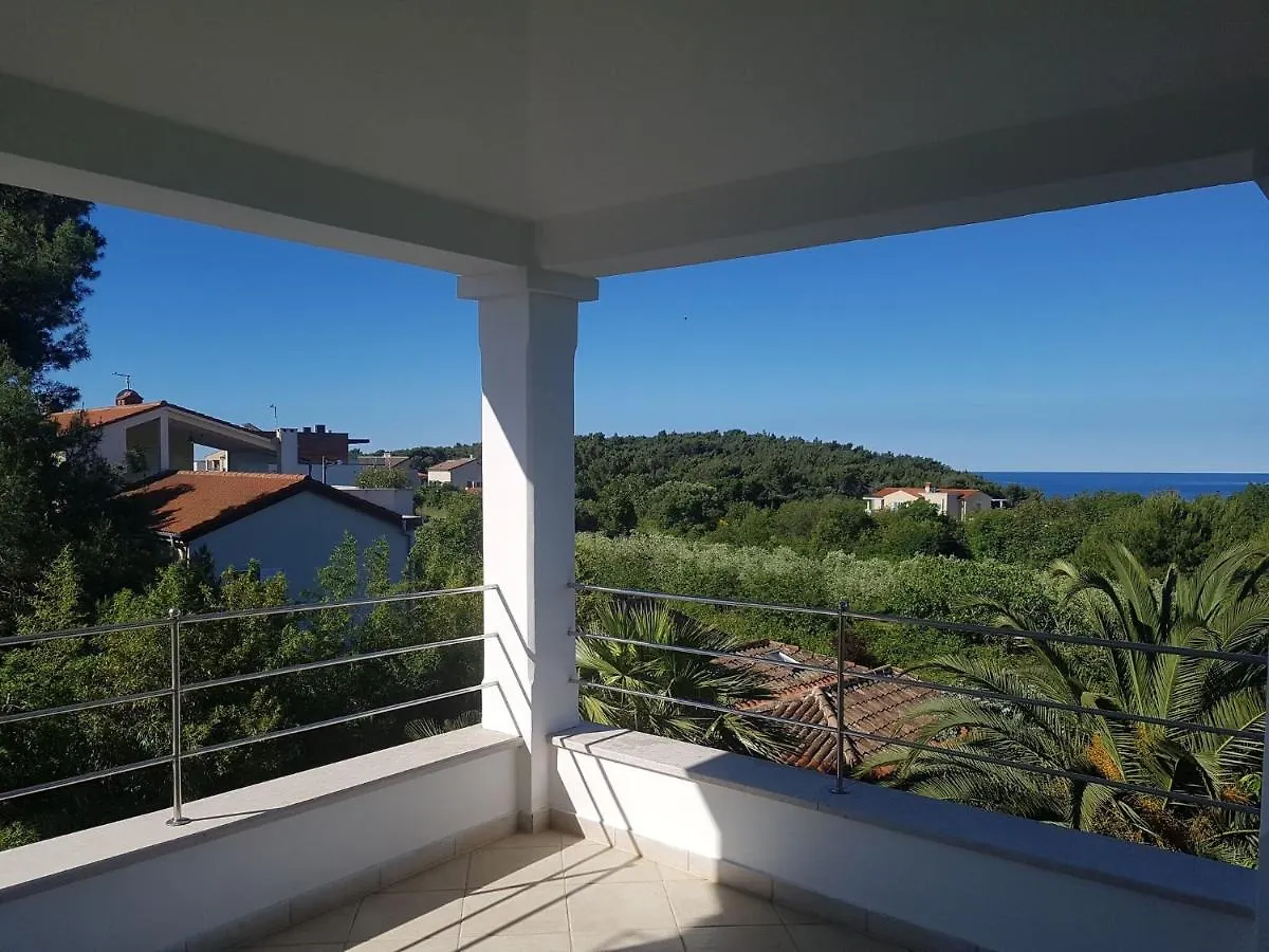 Beautiful Villa In Premantura With Private Pool And Sea View Pula